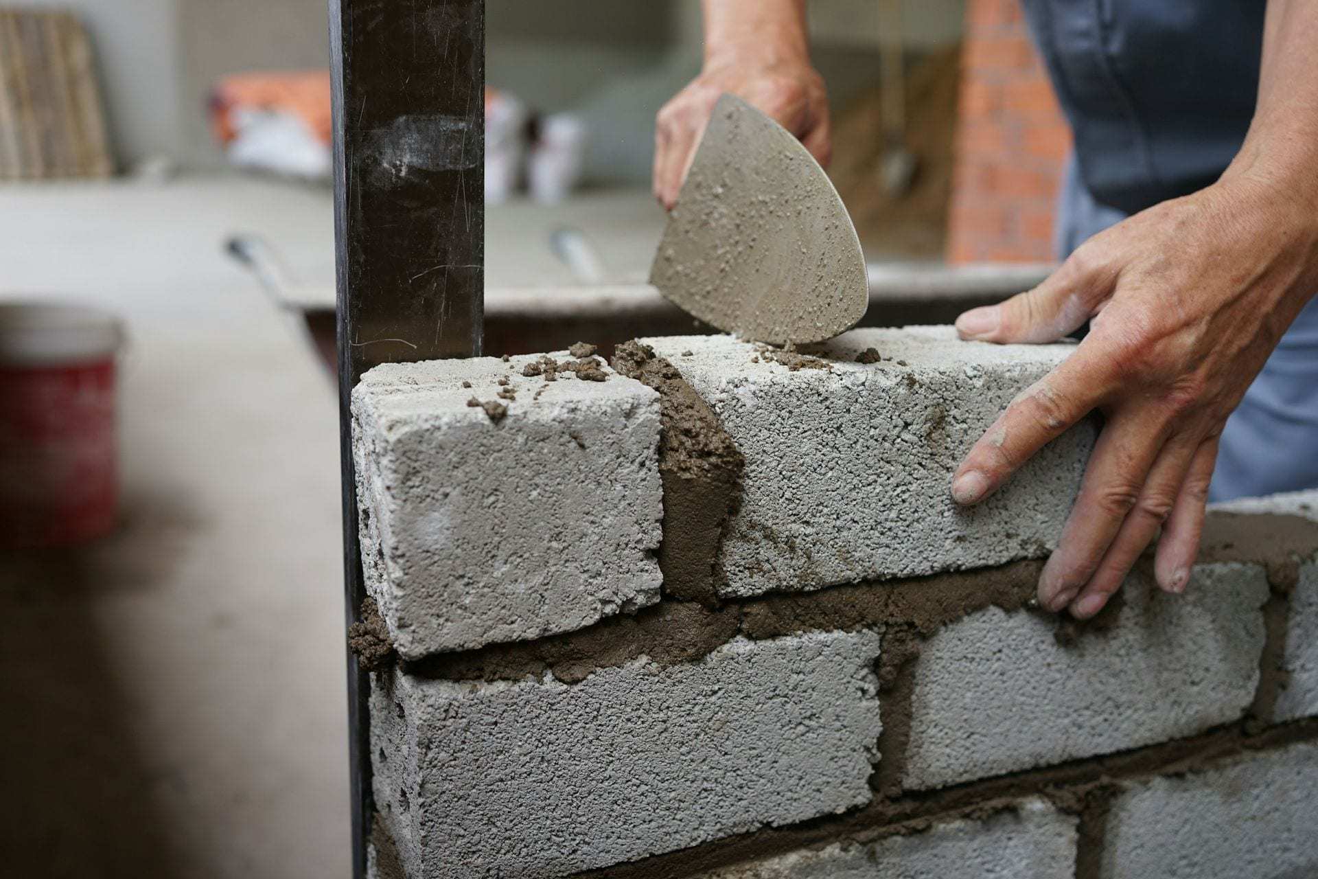 Maçonnerie et extension : chantier en cours